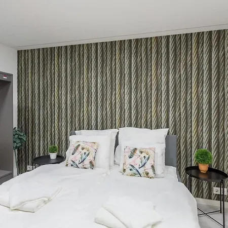 Lovely & 布达佩斯