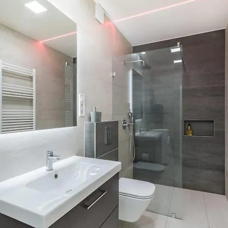 Lovely & * 布达佩斯