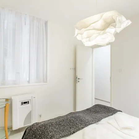Lovely & Apartment