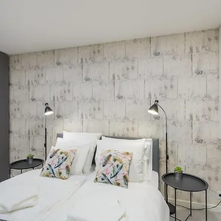 Lovely & Apartamento
